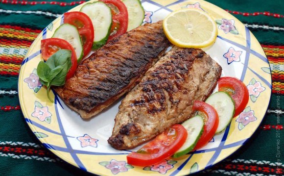 Скумбрия на решетке