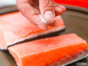 Изображение с названием Grill Salmon Step 1