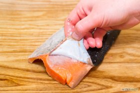 Изображение с названием Prepare and Cook Salmon Step 4